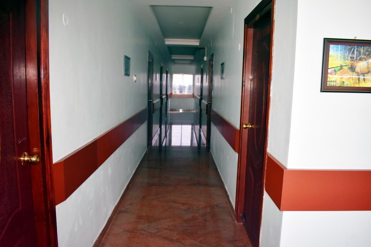 Hotel Apple Park Inn Tiruchirappalli Dış mekan fotoğraf