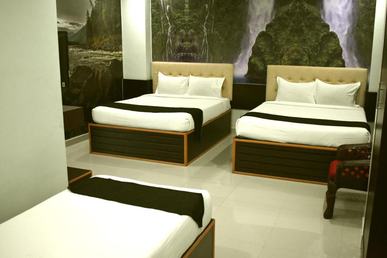 Hotel Apple Park Inn Tiruchirappalli Dış mekan fotoğraf
