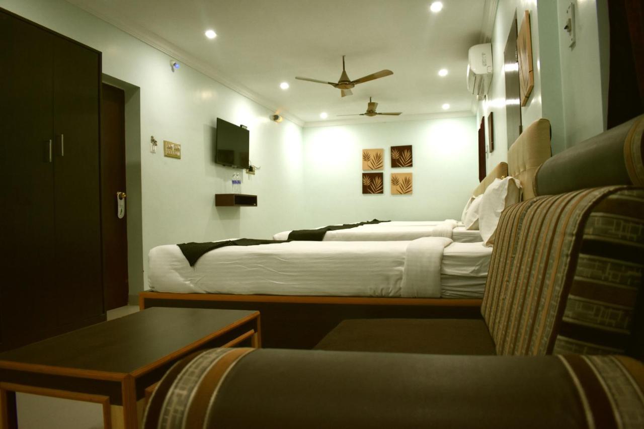 Hotel Apple Park Inn Tiruchirappalli Dış mekan fotoğraf